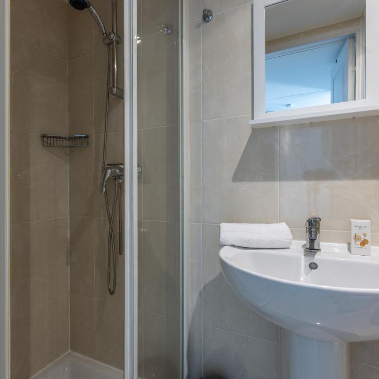 DUPLEX 2 Chambres -BALCON-PARKING-CARNOT A2B269 - Appartement en Duplex - 27
