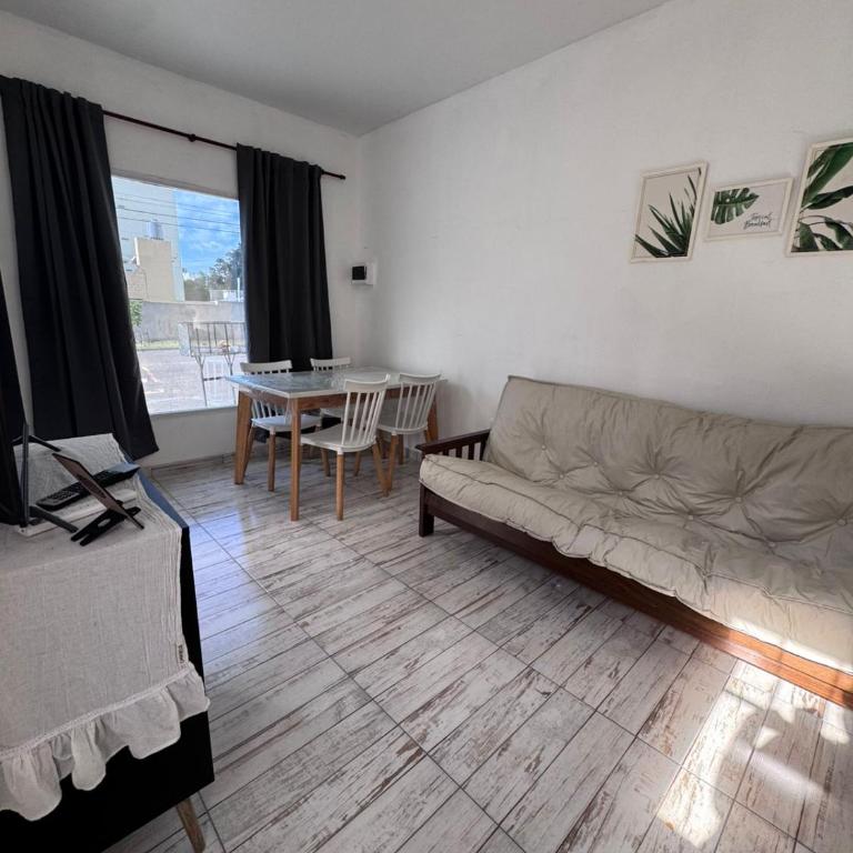 Alquiler en Monte Hermoso - Apartamento de 1 dormitorio - 3