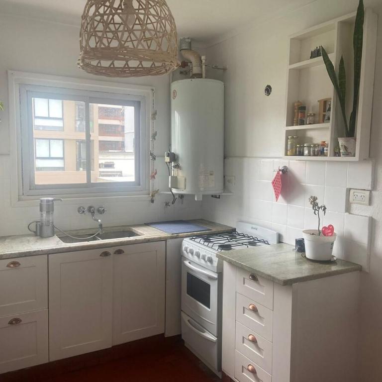 Amplio Departamento Céntrico De 3 Ambientes Con Cochera - MDQ - Apartamento de 2 dormitorios - 38