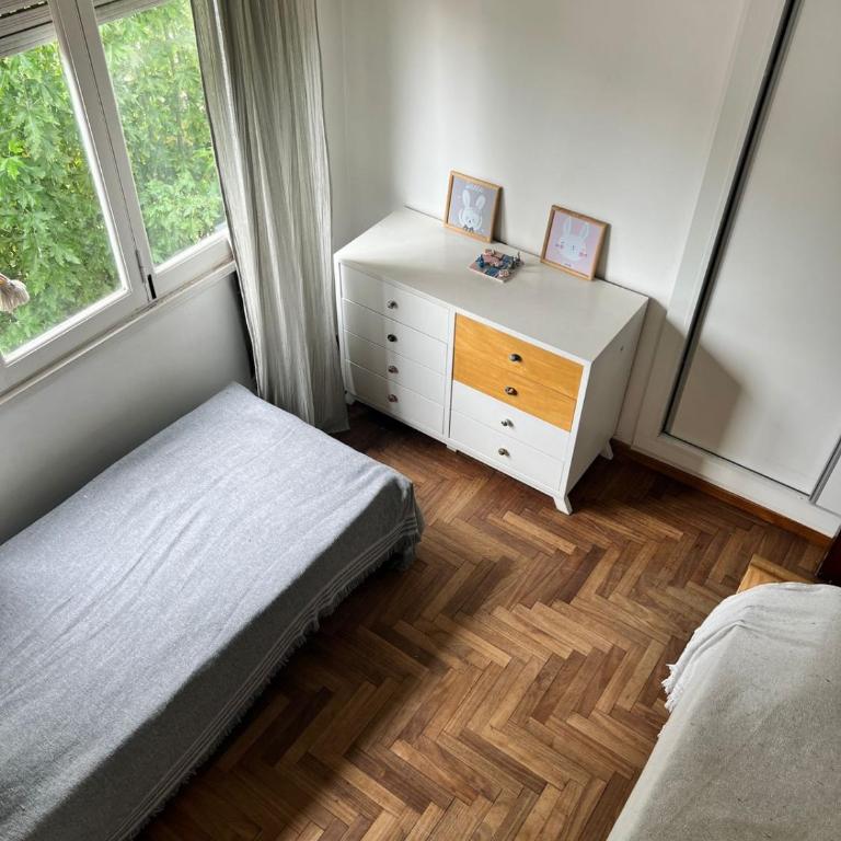 Amplio Departamento Céntrico De 3 Ambientes Con Cochera - MDQ - Apartamento de 2 dormitorios - 23