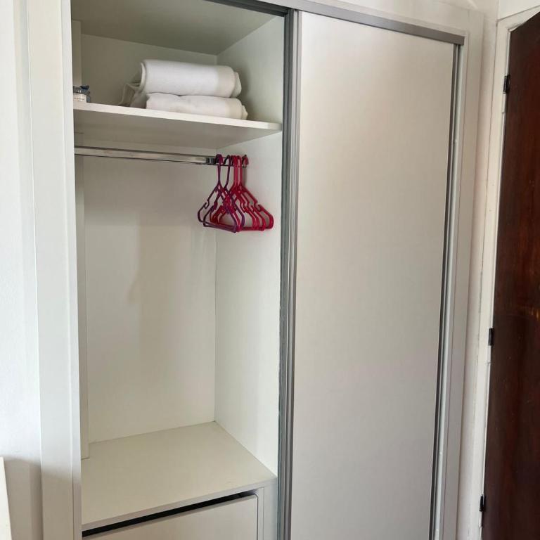 Amplio Departamento Céntrico De 3 Ambientes Con Cochera - MDQ - Apartamento de 2 dormitorios - 18
