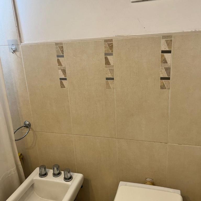 Amplio Departamento Céntrico De 3 Ambientes Con Cochera - MDQ - Apartamento de 2 dormitorios - 14