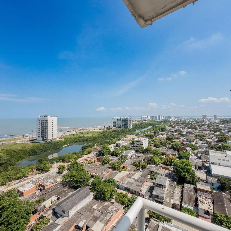 Modern 3BR w/ Ocean View · Prime Location - Apartment - 19