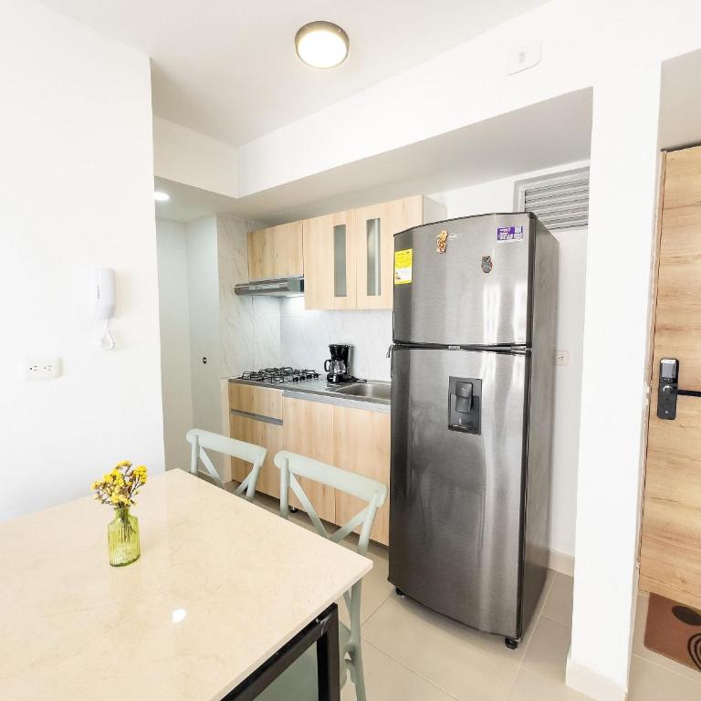 Modern 3BR w/ Ocean View · Prime Location - Apartment - 22