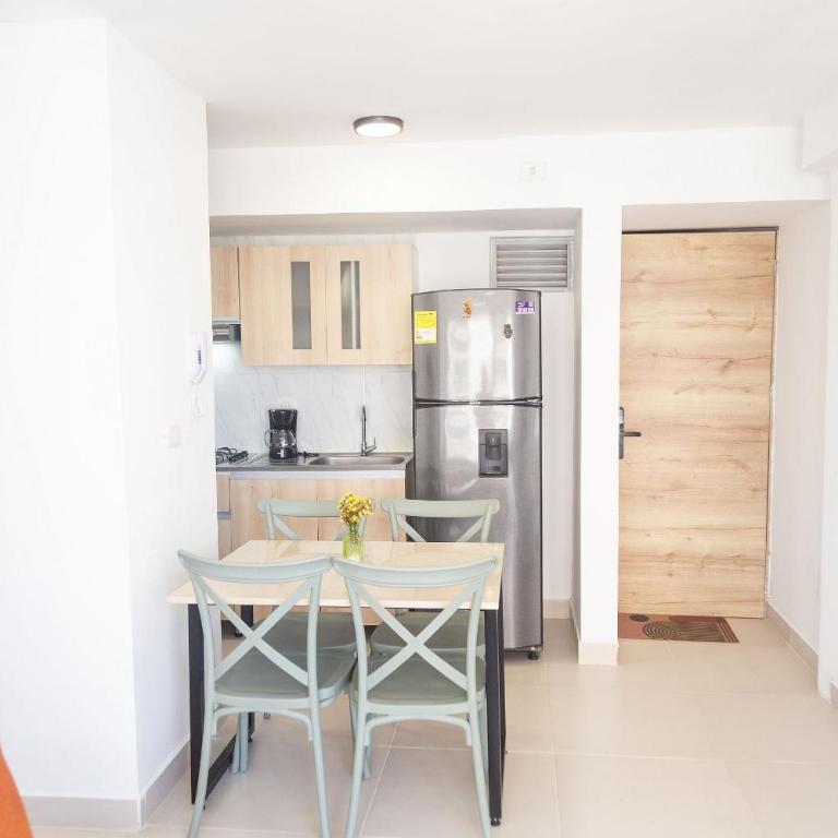 Modern 3BR w/ Ocean View · Prime Location - Apartment - 25