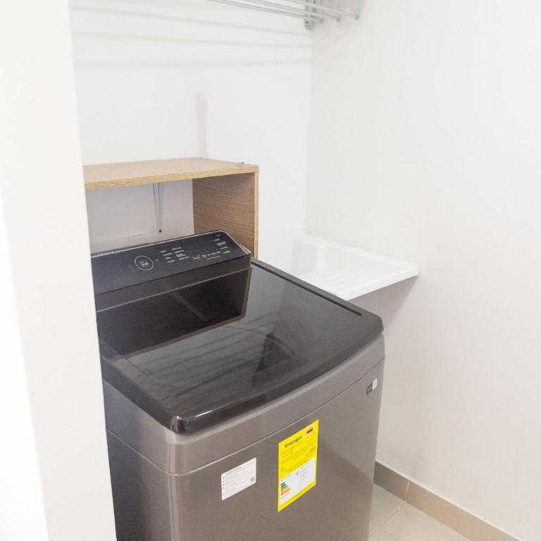 Modern 3BR w/ Ocean View · Prime Location - Apartment - 29