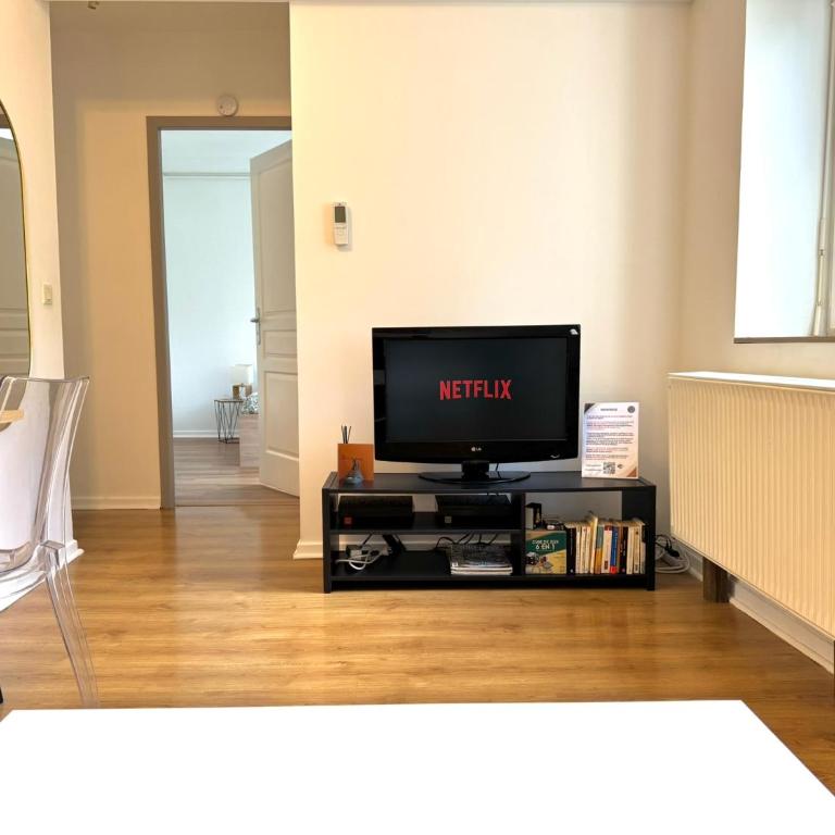 Spacious 1 bedroom apartment - Free parking around - Appartement 1 Chambre - 8