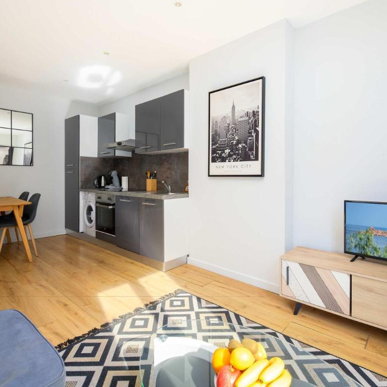 LX215 T2 rénové climatisé, vue mer - 10 min plage - Appartement - 7