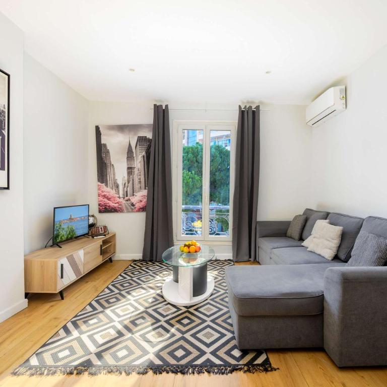 LX215 T2 rénové climatisé, vue mer - 10 min plage - Appartement - 9