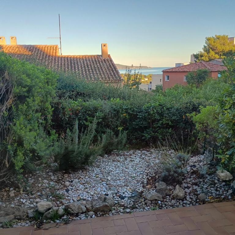 Appartement Provencal Meerblick Terrasse - Apartment mit 2 Schlafzimmern - 11