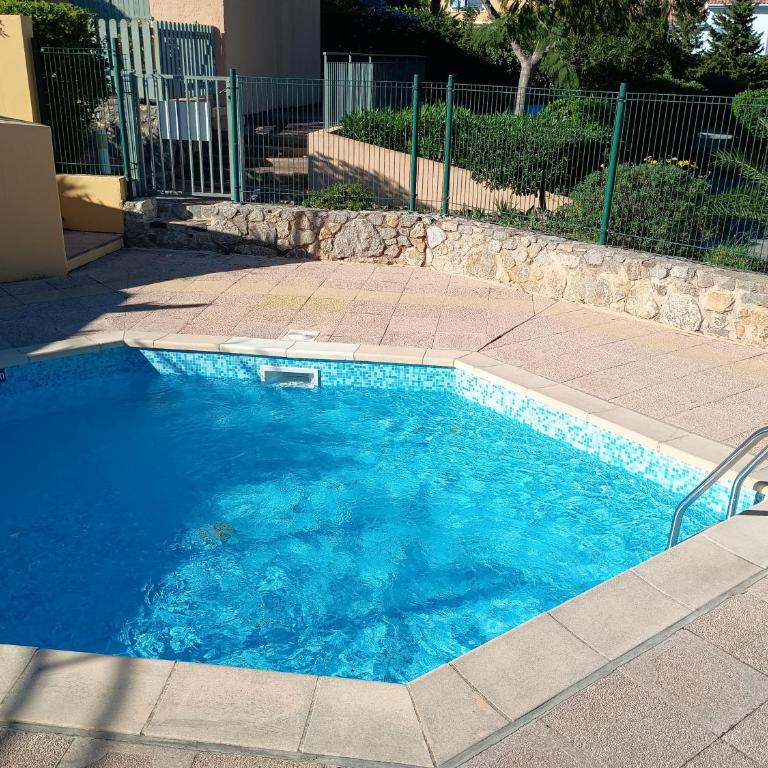 Appartement Provencal Meerblick Terrasse - Apartment mit 2 Schlafzimmern - 17
