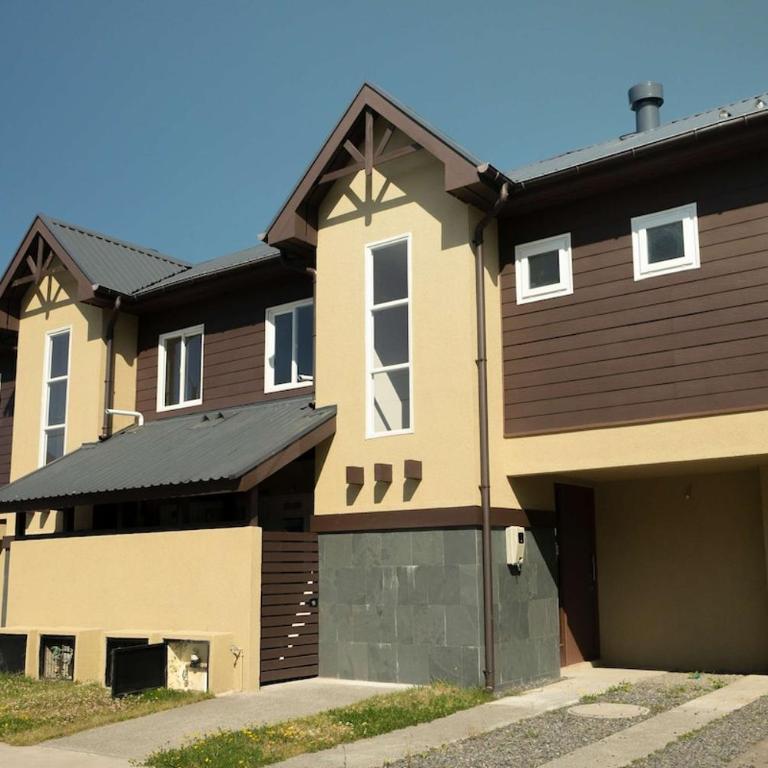 Volcan Home 3D Wifi & Parking - Three-Bedroom House - 2