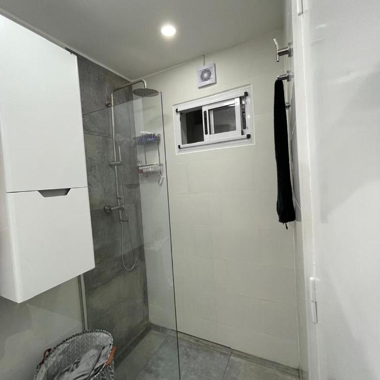 Moderno, y confortable en el centro zona de teatros - Apartamento de 1 dormitorio - 11