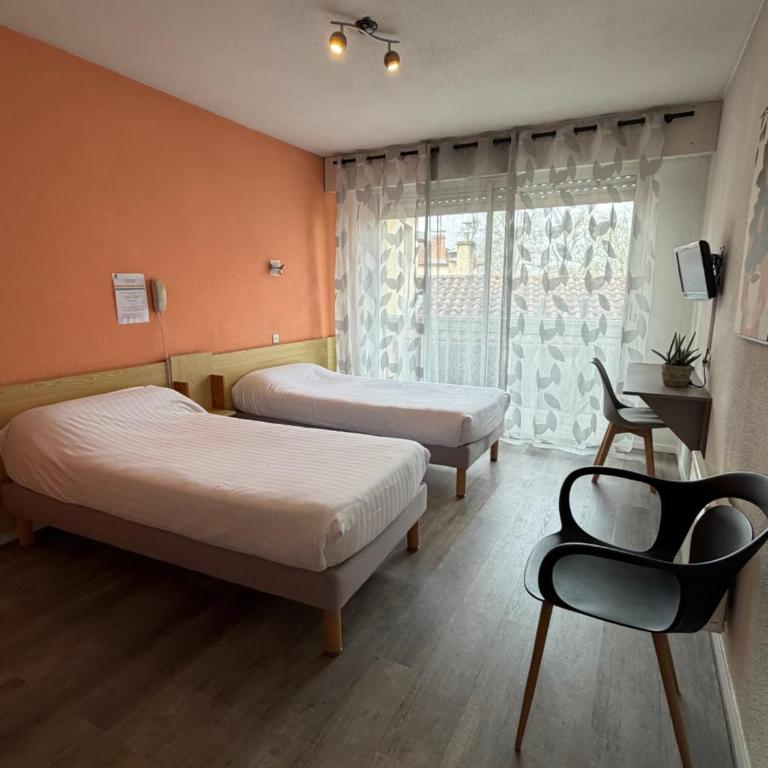 Hotel Bains Sarrailh - Chambre Lits Jumeaux - 2