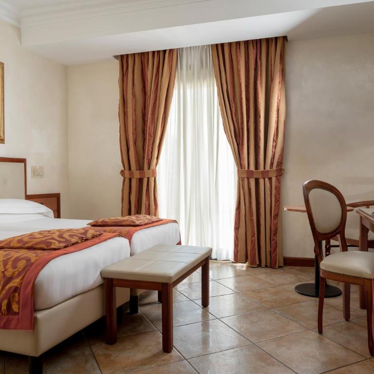 Hotel Athena - Camera Classic Matrimoniale/Doppia con Letti Singoli - 6