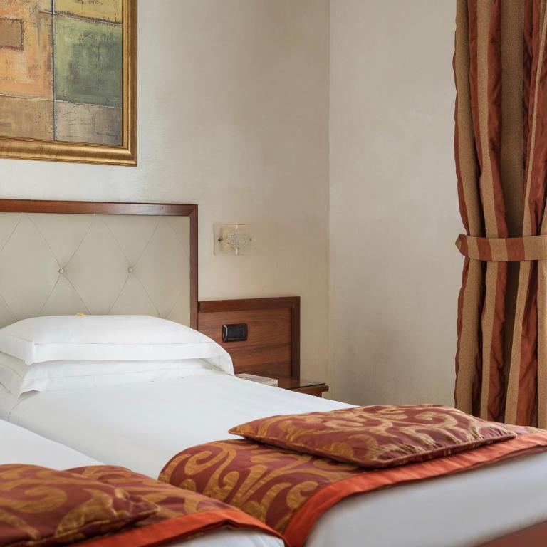 Hotel Athena - Camera Classic Matrimoniale/Doppia con Letti Singoli - 8