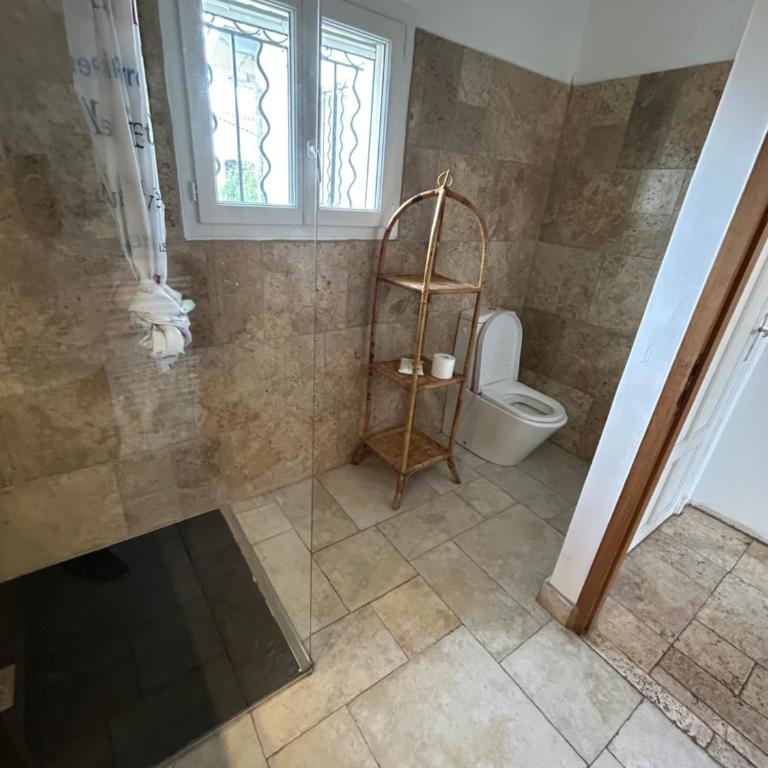 Très beau Studio lumineux dans Villa avec piscine - Appartamento con 2 Camere da Letto e Vista Piscina - 13