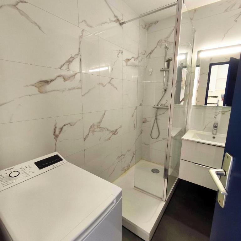 Agréable T2 lumineux avec vue dégagée et piscine - Appartement 1 Chambre - 10