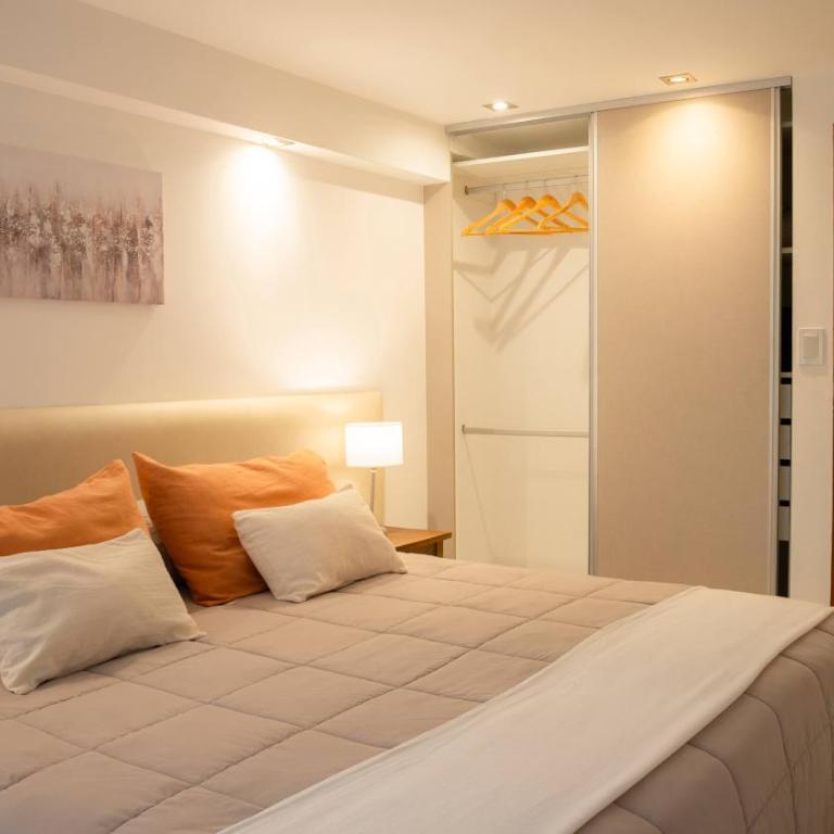 HOMEFULL Apartamentos - Apartment - 11