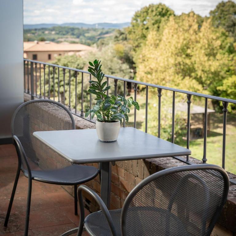 Hotel Athena - Camera Deluxe Matrimoniale/Doppia con Letti Singoli - 10