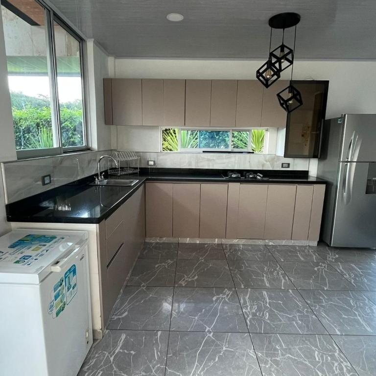 Nuestro hogar - One-Bedroom House - 8