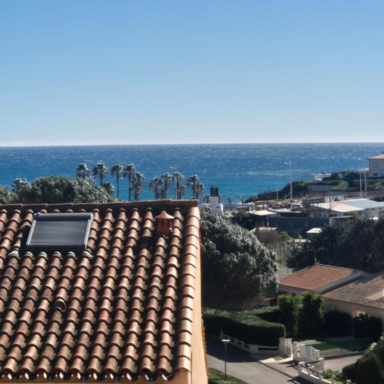 Cocon Bel Azur - 300m de la Plage - Appartement 2 Chambres - 17
