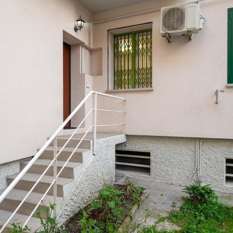 Comfort 2 Camere vicino Fiera e Centro Bologna - Appartamento con 3 Camere da Letto - 2