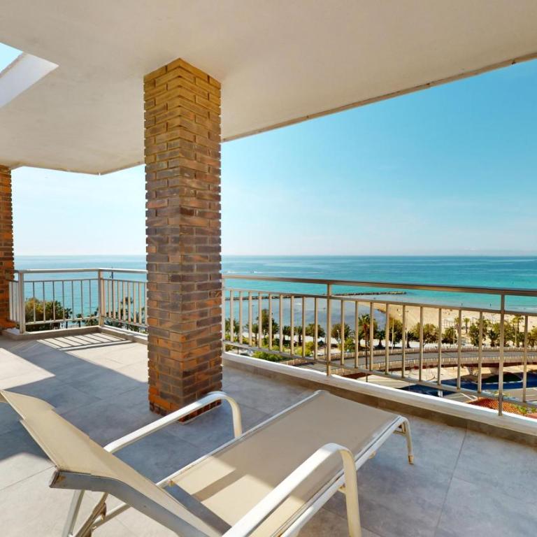 Alicante Penthouse Sea Views - Two-Bedroom Apartment - 2