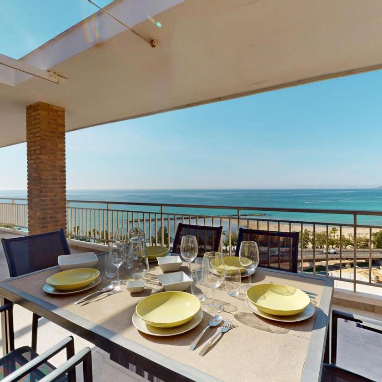 Alicante Penthouse Sea Views - Two-Bedroom Apartment - 20