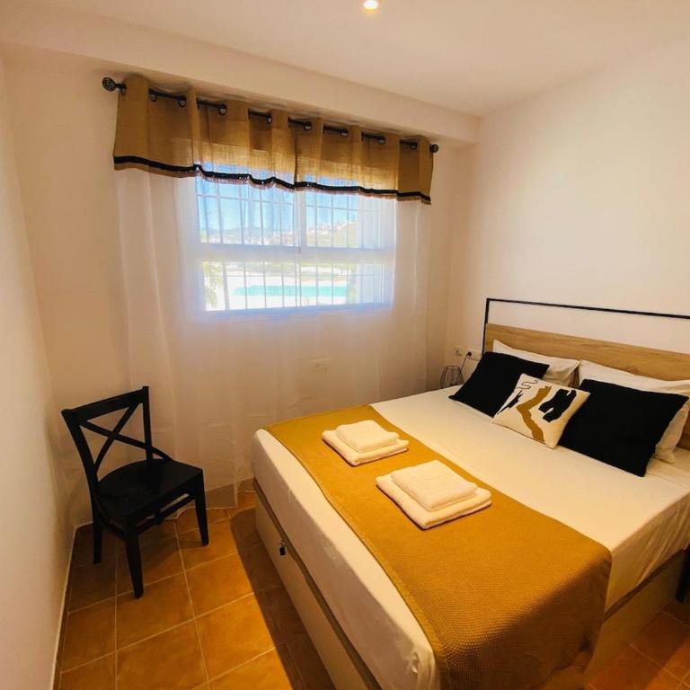 Andalusian Penthouse with Sea View - Apartamento de 2 dormitorios con terraza y vistas al mar - 4