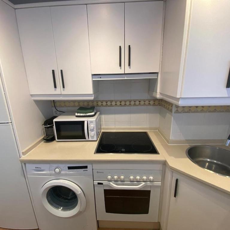 Andalusian Penthouse with Sea View - Apartamento de 2 dormitorios con terraza y vistas al mar - 26