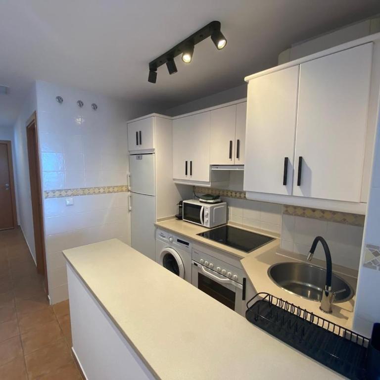 Andalusian Penthouse with Sea View - Apartamento de 2 dormitorios con terraza y vistas al mar - 27