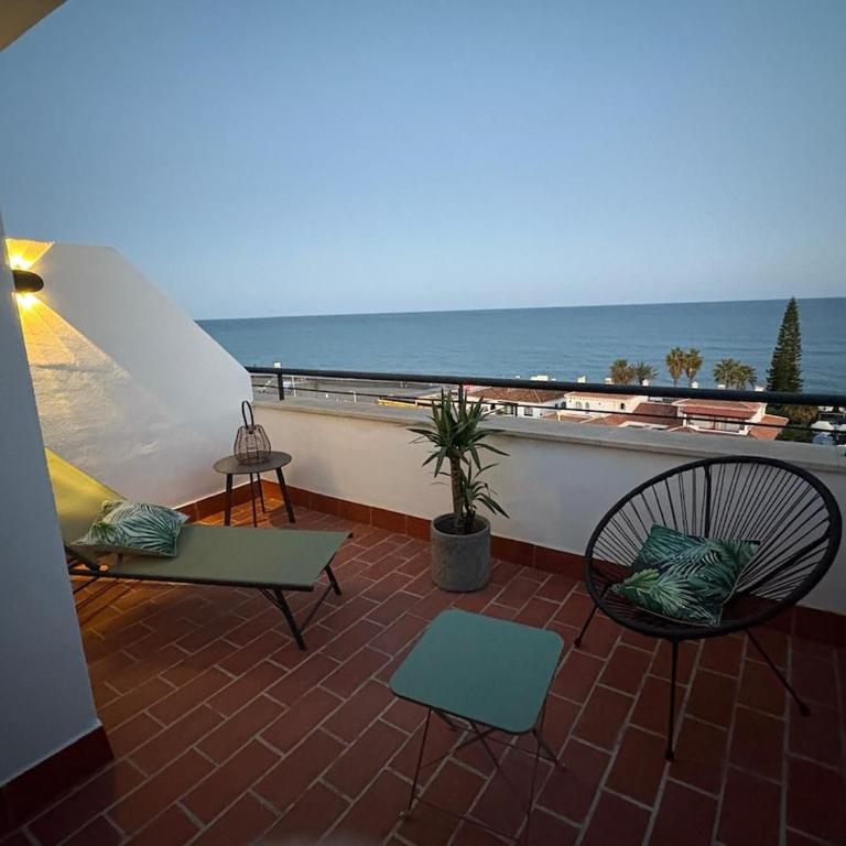 Andalusian Penthouse with Sea View - Apartamento de 2 dormitorios con terraza y vistas al mar - 16