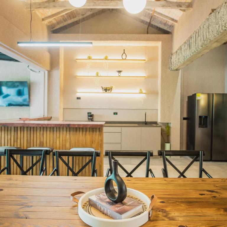 Casa Clementina - Five-Bedroom House - 23