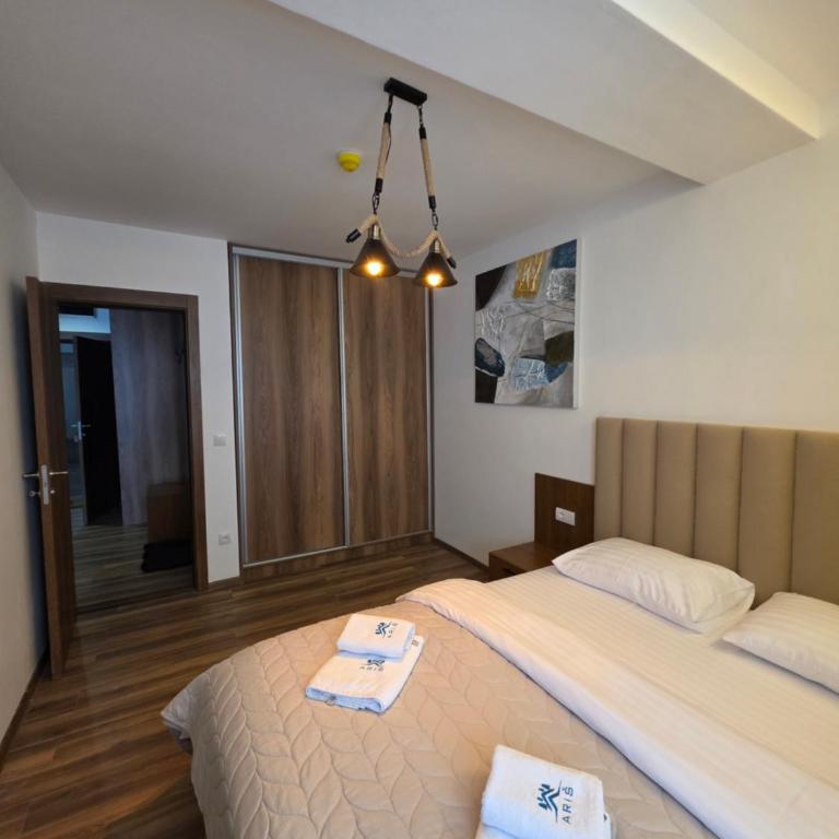 SkyKop Apartmani - Apartman sa Pogledom na Planinu - 4
