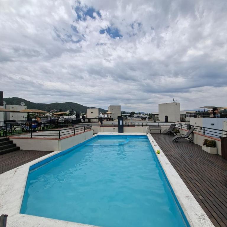 depto en edificio con aminities premium con vistas a las sierras-cochera - Apartamento de 2 dormitorios - 1
