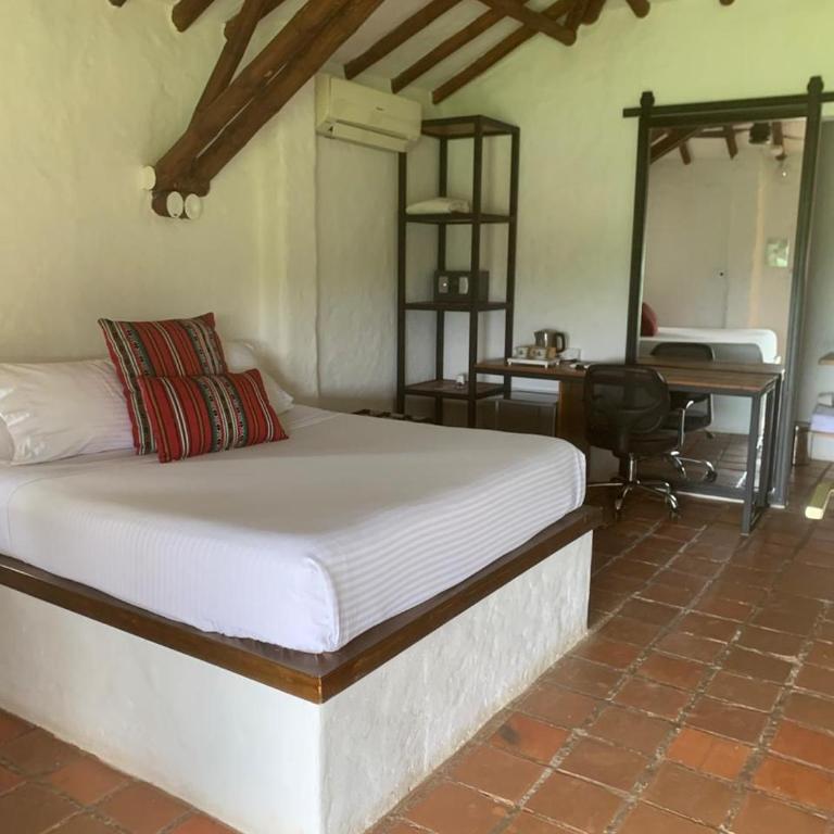 Rancho Eden - Habitación Deluxe con cama extragrande - 4