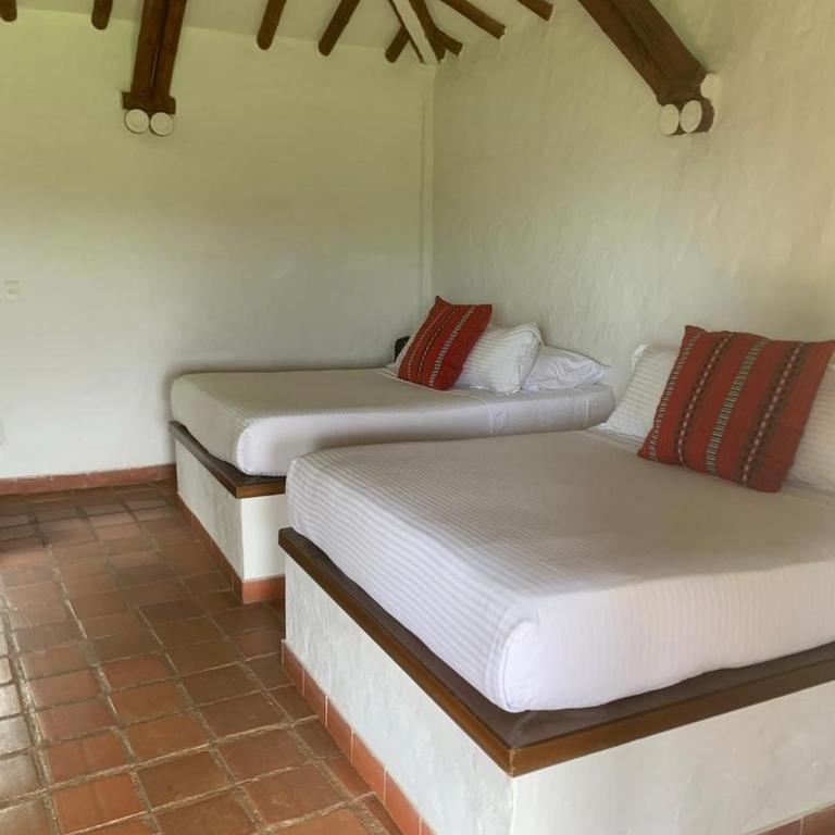 Rancho Eden - Habitación con 2 camas grandes - 4