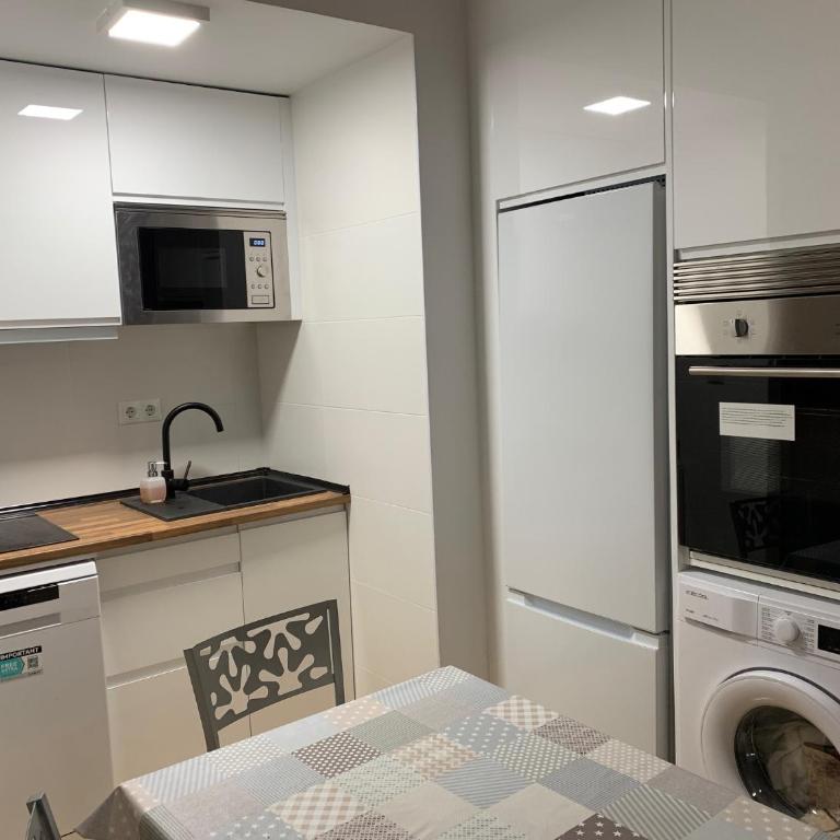 Apartement La Marina Nueva-Near Beach and Center-Minimum 11 days-Santa Pola - Apartamento de 1 dormitorio - 5