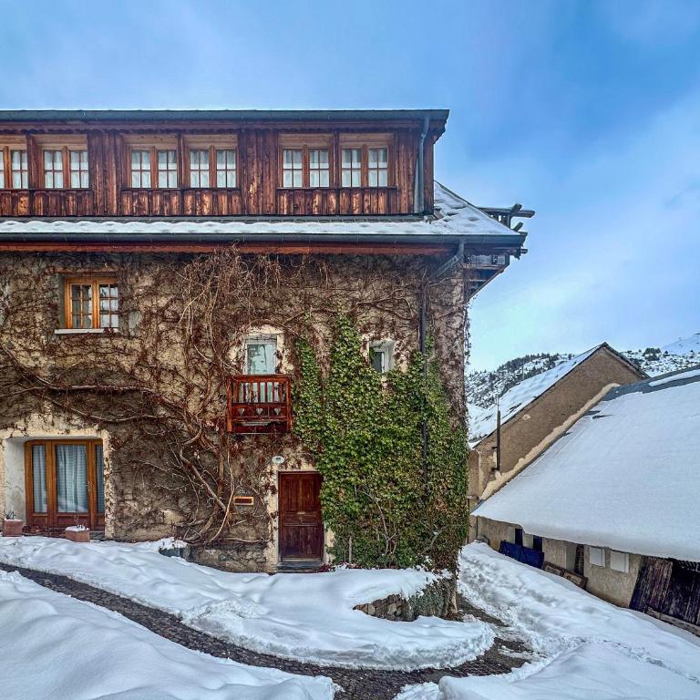 Le Chalet du Village - Parking - Chalet 3 Chambres - 7