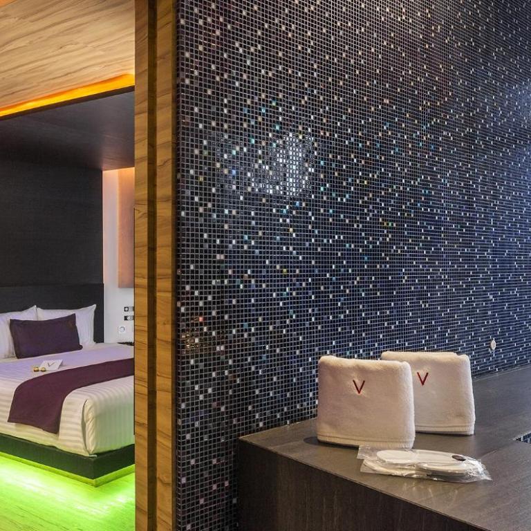 V Boutique Periférico Sur - Junior Suite with Private Pool - 4