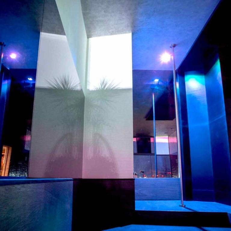 V Boutique Periférico Sur - Junior Suite with Private Pool - 5