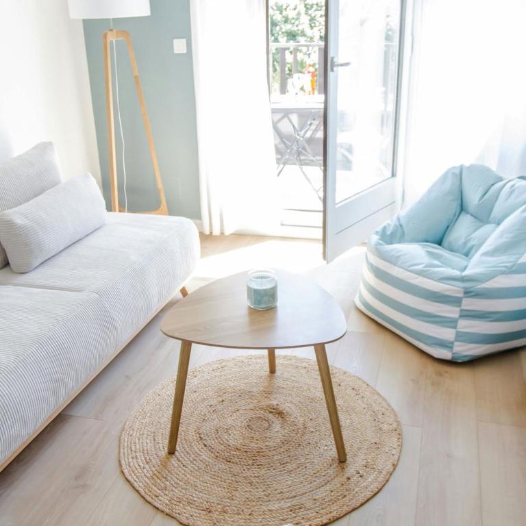 Appartement Double Balcon 4 pers plage 100m - Apartment - 78