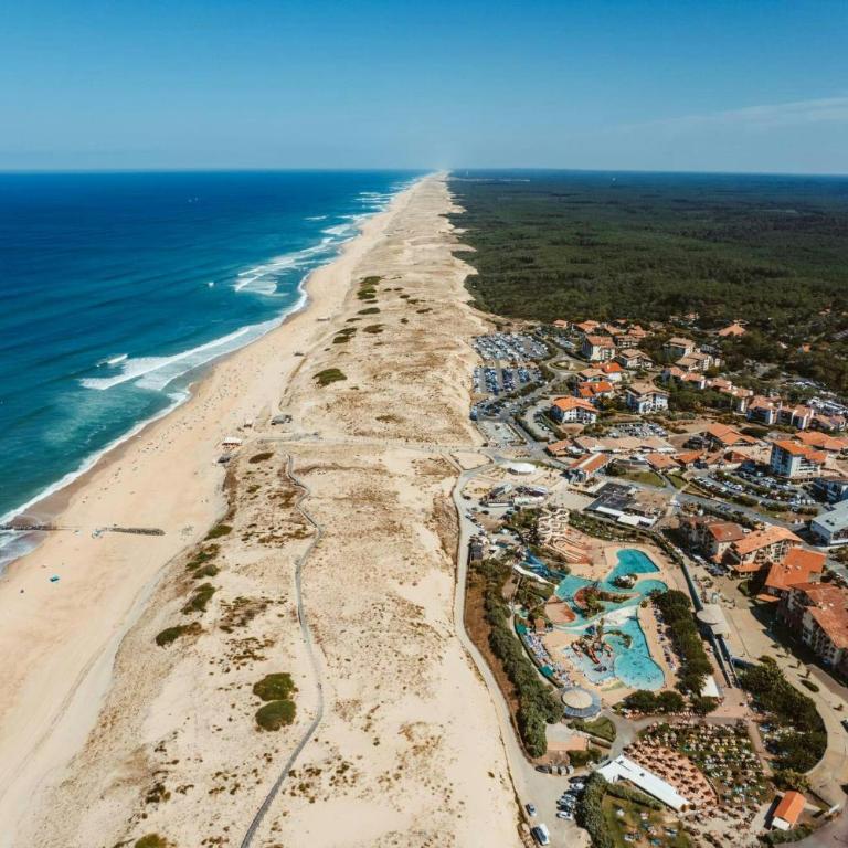 Appartement Double Balcon 4 pers plage 100m - Apartment - 36