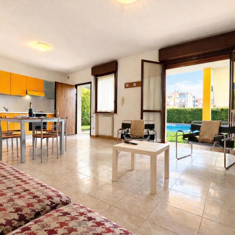 Smeraldo Retreat - by tourquoisevea - Residence La Meridiana - Apartment 07 - Apartment with Pool View - 11