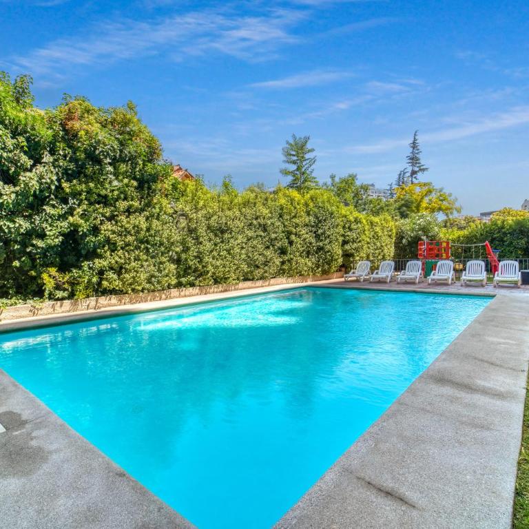 Las Condes Urban Apartment Wifi and Pool - Three-Bedroom Apartment - 4