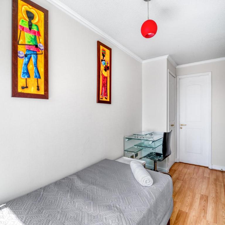 Las Condes Urban Apartment Wifi and Pool - Three-Bedroom Apartment - 9