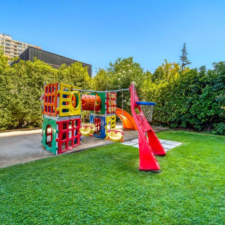Las Condes Urban Apartment Wifi and Pool - Three-Bedroom Apartment - 23