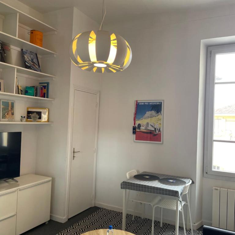 Frontière Monaco, 2 pièces, centre Beausoleil - Appartement 1 Chambre - 6