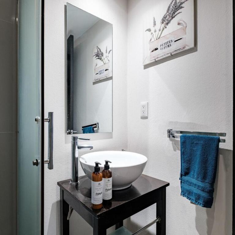 2BR Luxury Stay Mundial 2026 Skyline Views - Vacation Home - 26